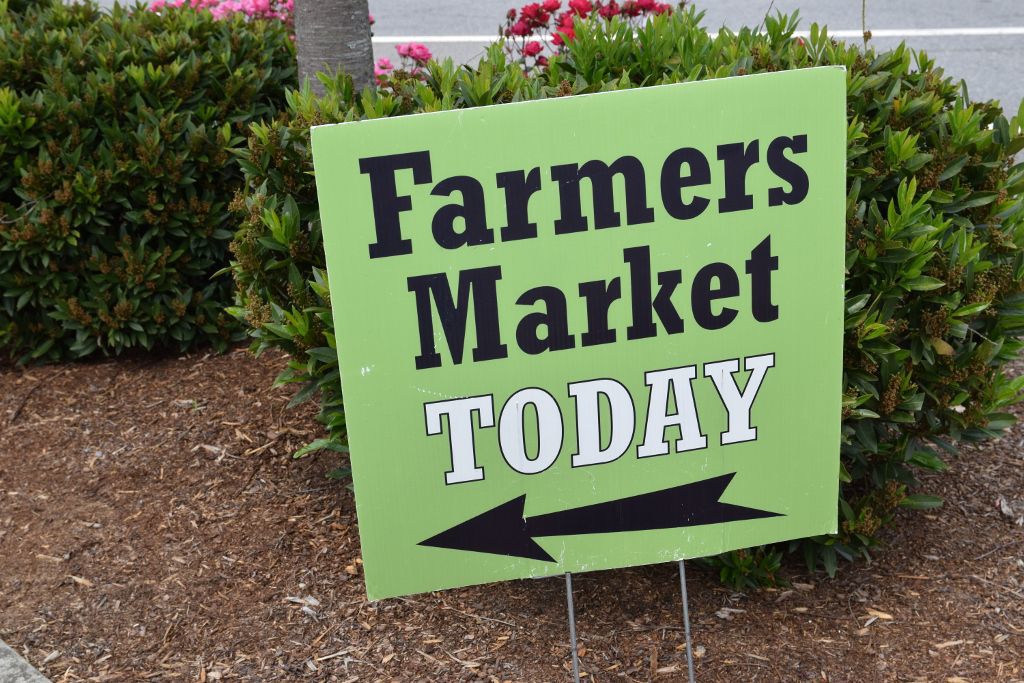 5-13-20 farmers market 029 (1024x683).jpg